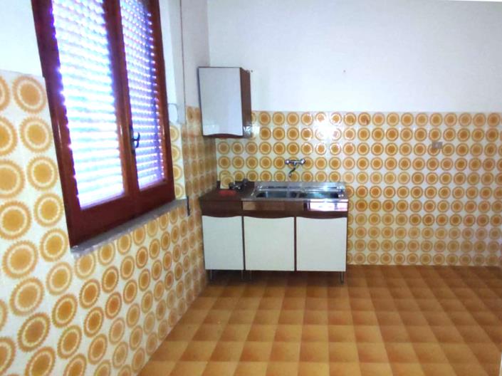 Image No.14-8 Bed Country Property for sale