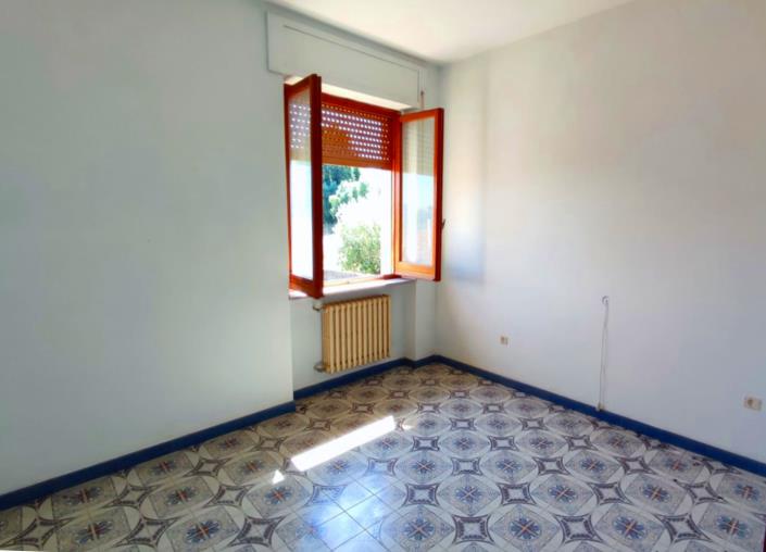 Image No.21-8 Bed Country Property for sale