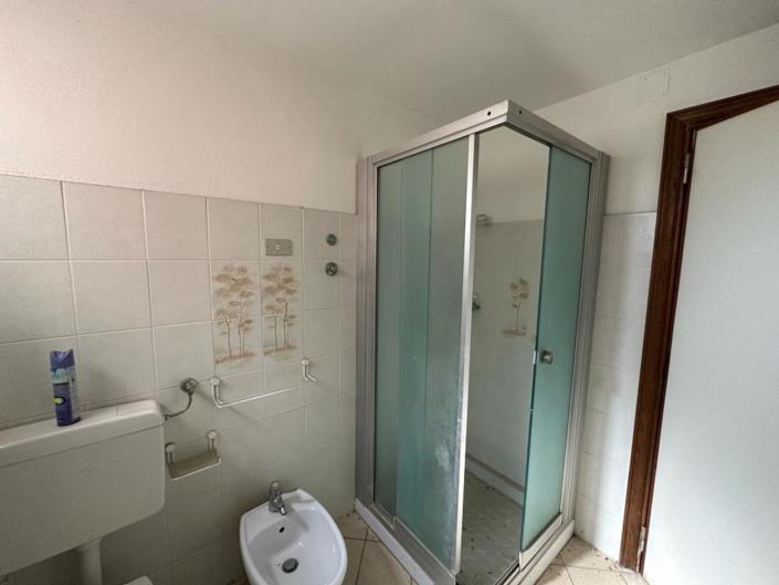 Image No.24-5 Bed Property for sale