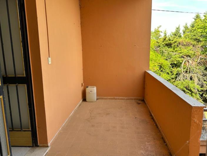 Image No.9-5 Bed Property for sale