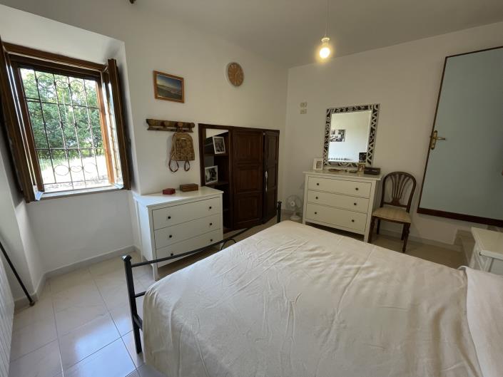 Image No.14-3 Bed House for sale