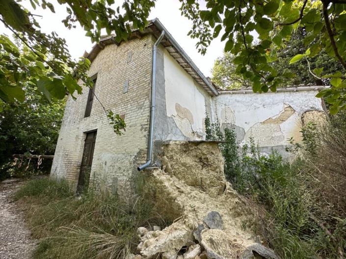 Image No.4-Farmhouse for sale