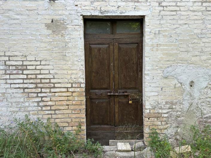 Image No.5-Farmhouse for sale