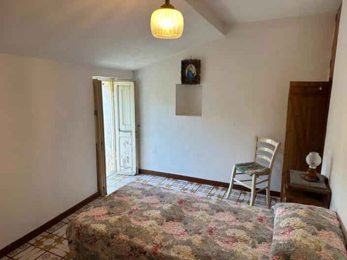 Image No.16-2 Bed House for sale