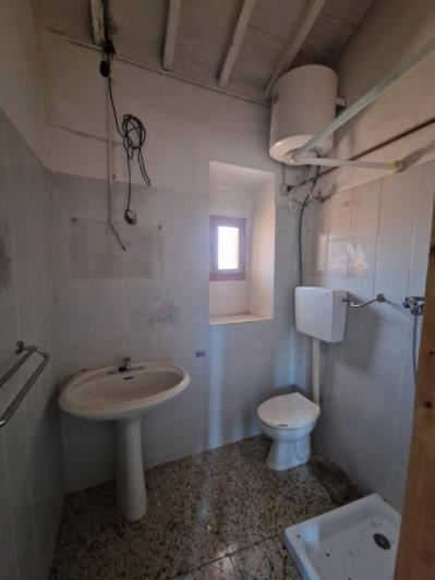 Image No.15-1 Bed House for sale