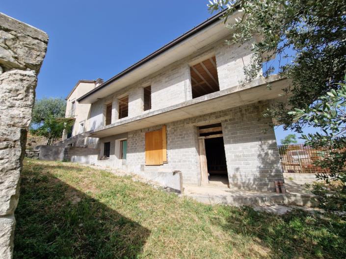 Image No.3-1 Bed House for sale