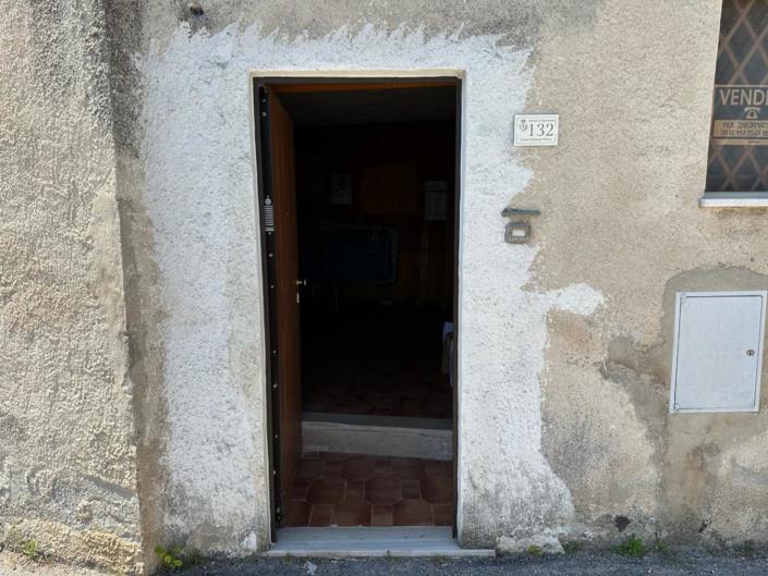 Image No.26-4 Bed House for sale