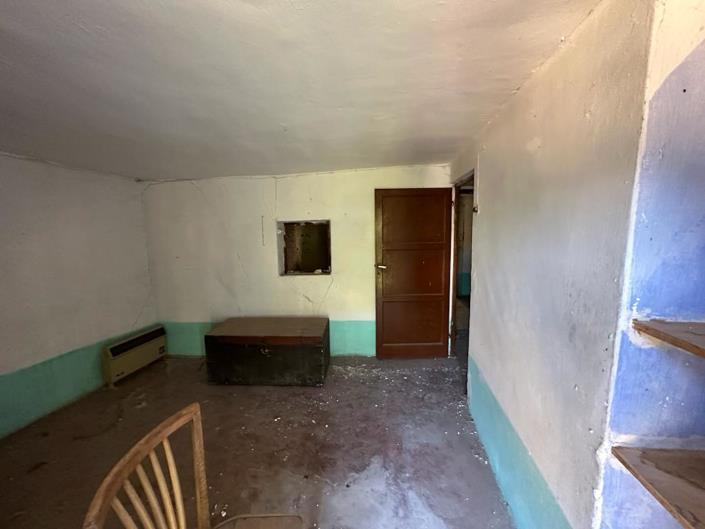 Image No.11-2 Bed House for sale