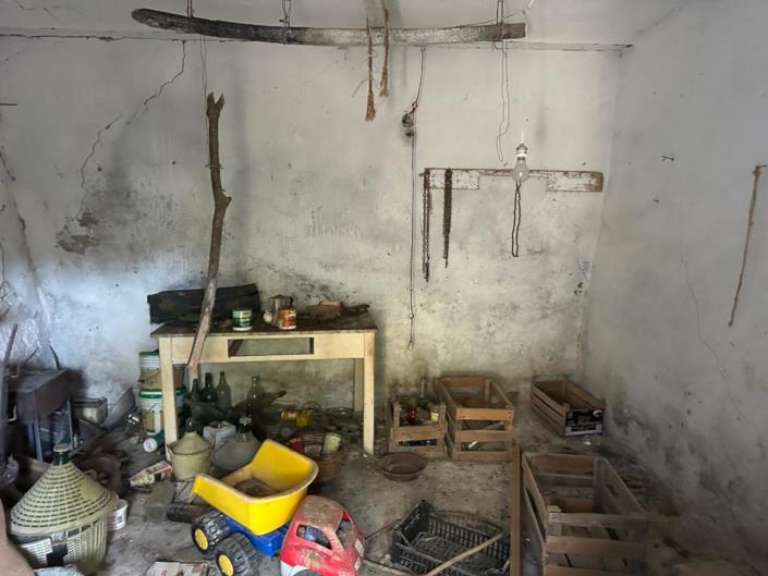 Image No.18-2 Bed House for sale