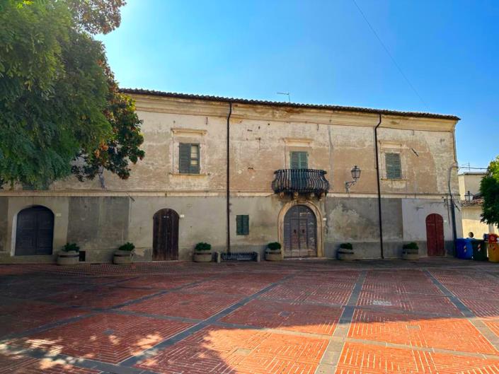 Image No.2-Propriété de 4 chambres à vendre à Nocciano