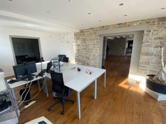 Image No.20-8 Bed Villa / Detached for sale