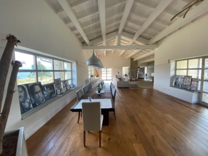 Image No.13-8 Bed Villa / Detached for sale