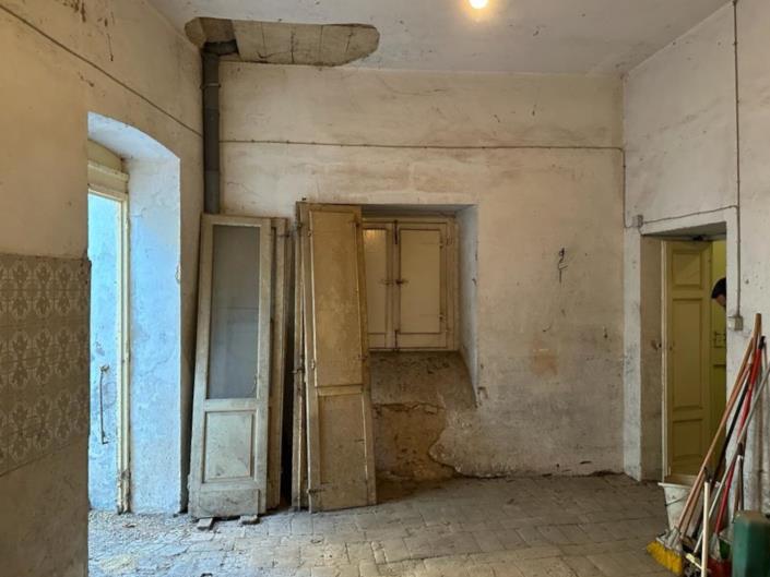 Image No.21-3 Bed House for sale