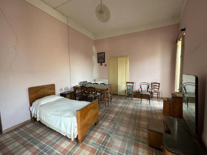 Image No.14-3 Bed House for sale