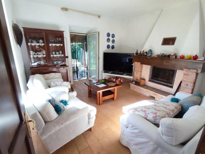 Image No.14-Maison / Villa de 2 chambres à vendre à Ortona dei Marsi