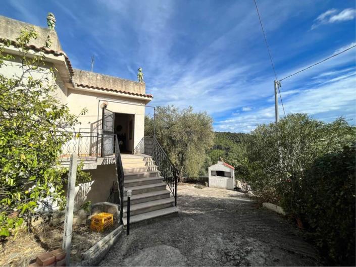Image No.1-1 Bed House/Villa for sale