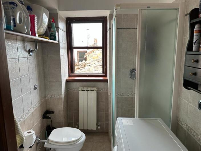 Image No.22-4 Bed House for sale