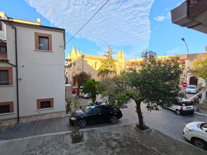 Image No.2-3 Bed Townhouse for sale