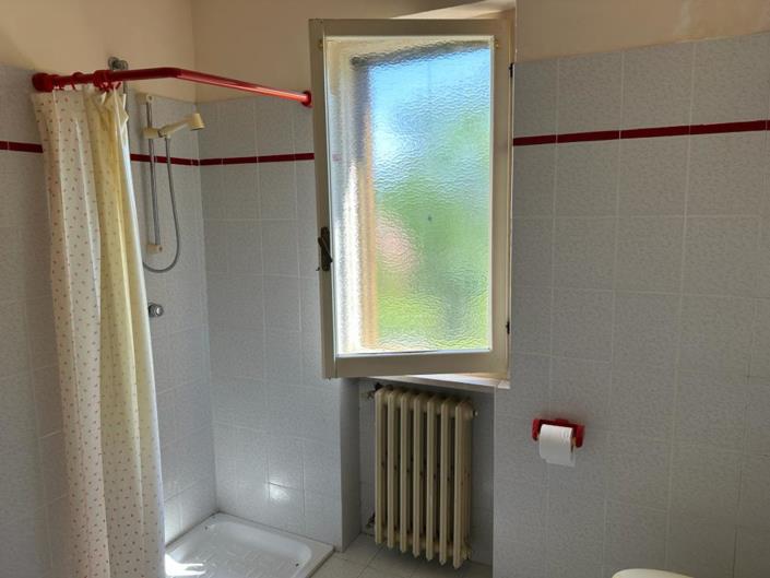 Image No.20-3 Bed House for sale