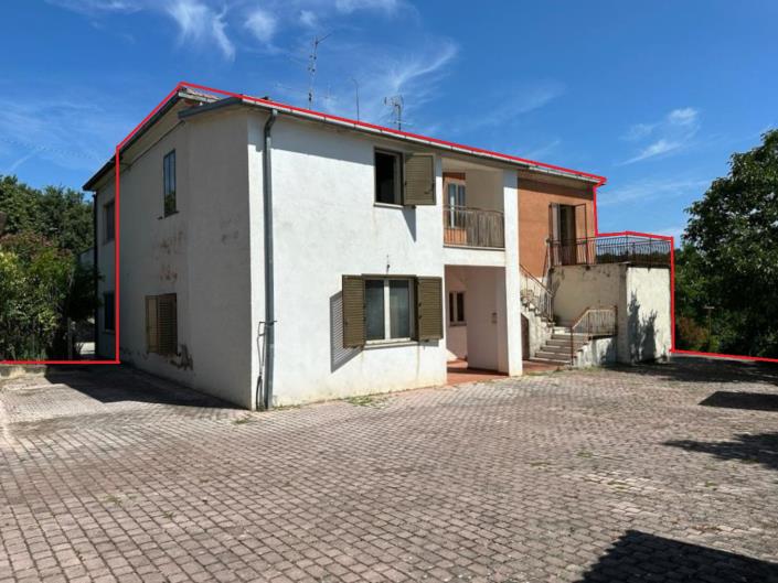 Image No.2-3 Bed House for sale