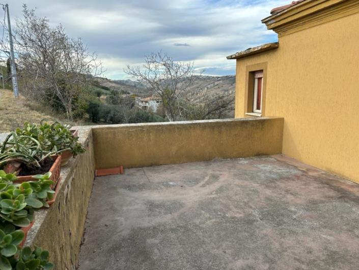 Image No.5-1 Bed House for sale