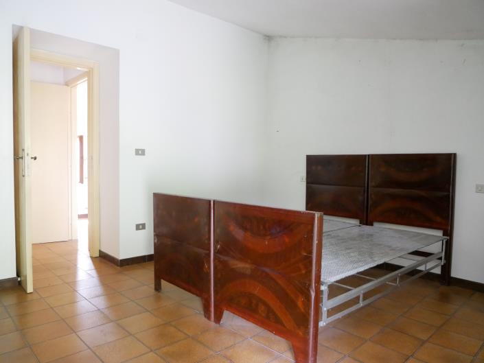 Image No.14-3 Bed House for sale