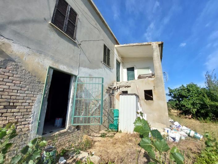 Image No.7-2 Bed Cottage for sale