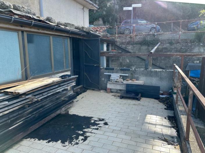 Image No.13-1 Bed Townhouse for sale