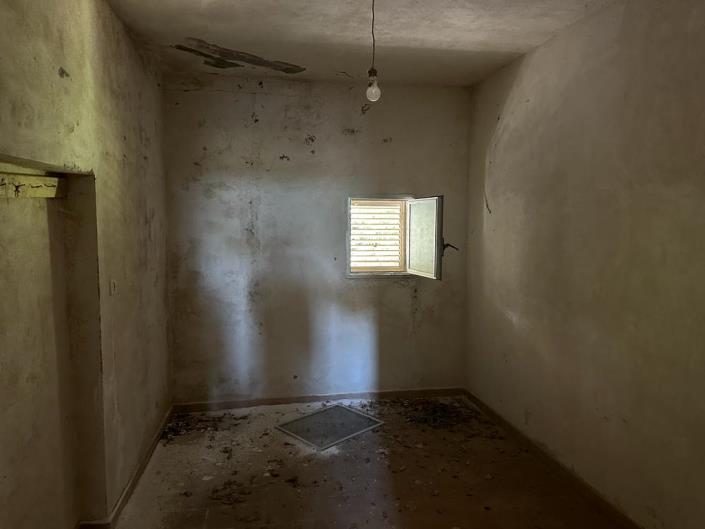 Image No.10-3 Bed Cottage for sale