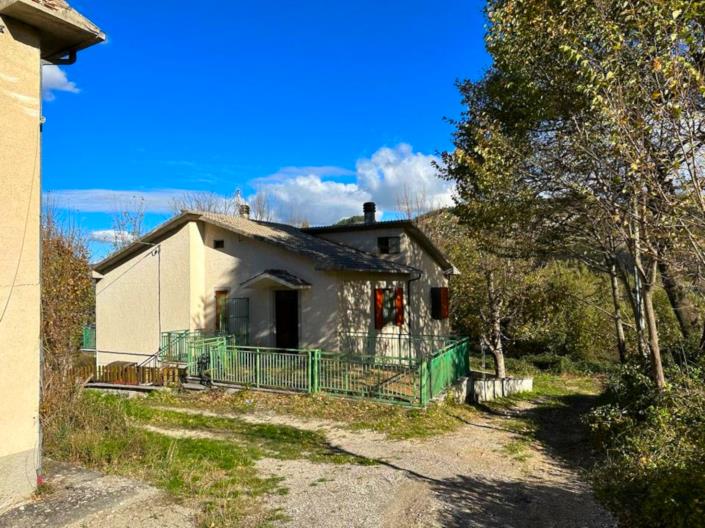 2 Bedrooms apartment for sale in Caramanico Terme immediately