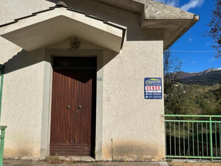 2 Bedrooms apartment for sale in Caramanico Terme immediately