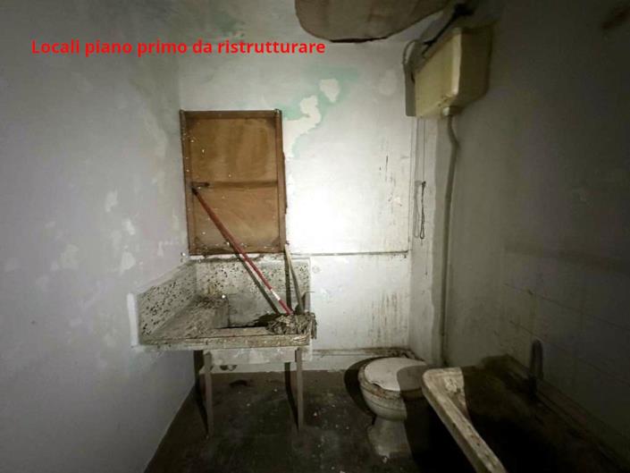 Image No.24-Appartement de 2 chambres à vendre à Scafa