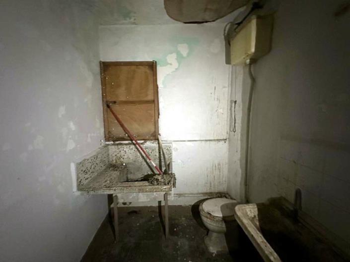 Image No.20-2 Bed Apartment for sale