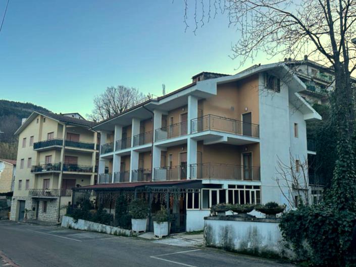 Image No.6-14 Bed Commercial for sale