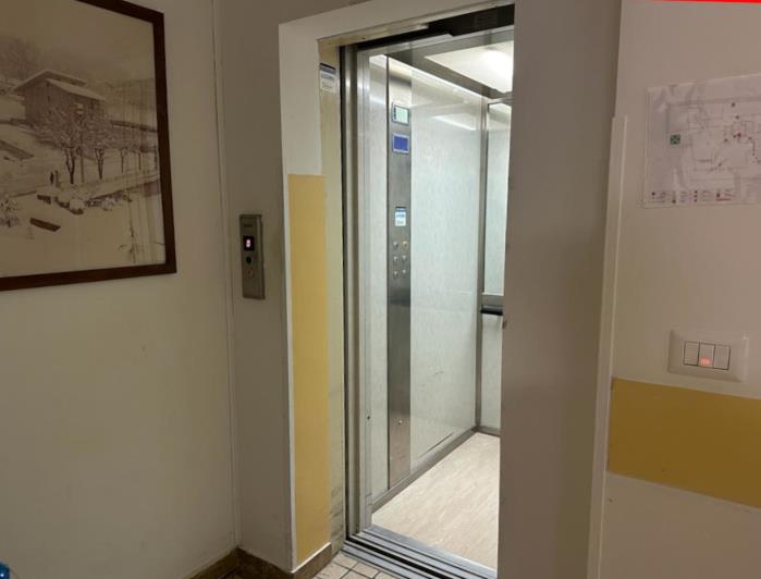 Image No.15-14 Bed Commercial for sale