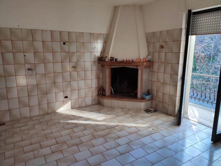 Image No.11-3 Bed Apartment for sale