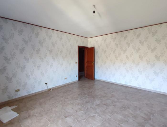 Image No.17-3 Bed Apartment for sale