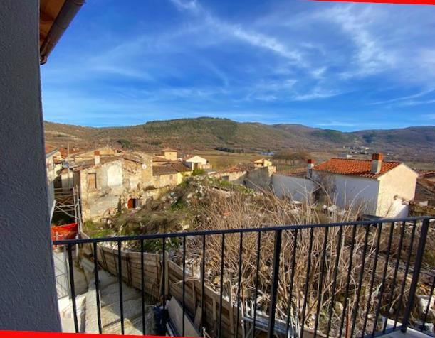 Image No.3-3 Bed Property for sale