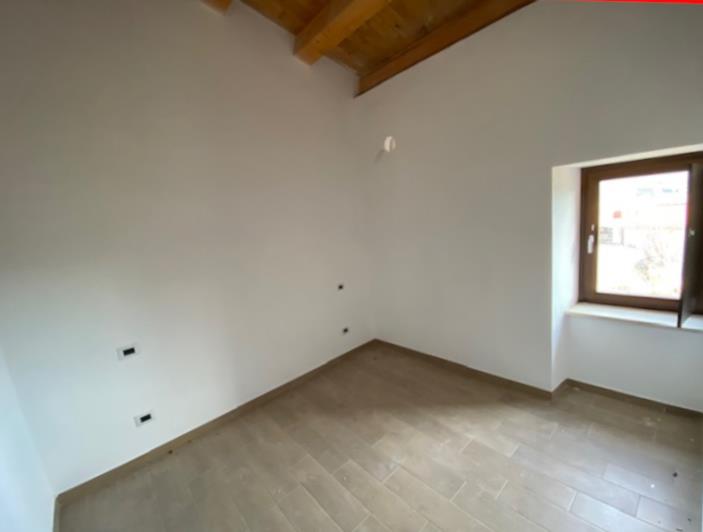 Image No.15-3 Bed Property for sale