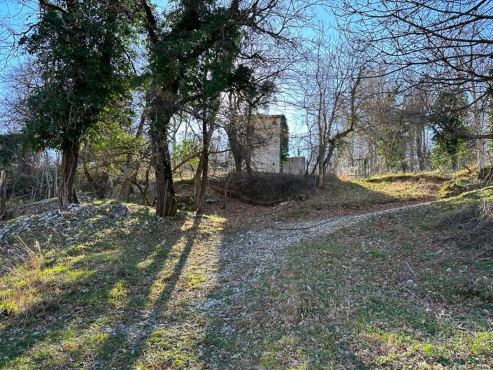 Image No.8-Farmhouse for sale