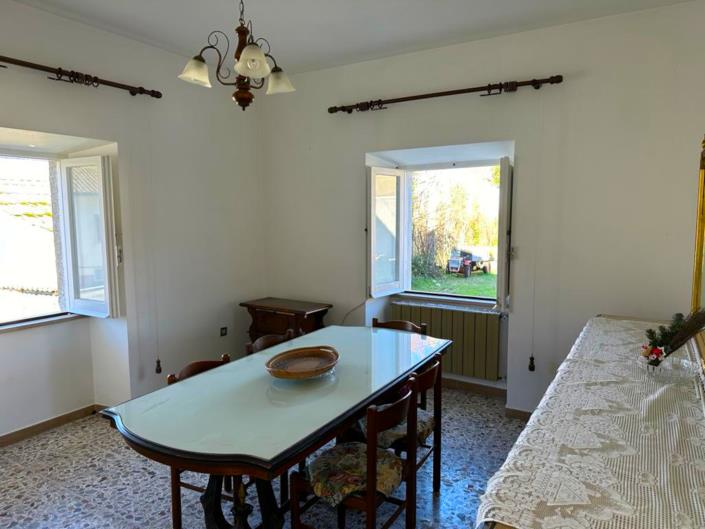 Image No.16-2 Bed Property for sale