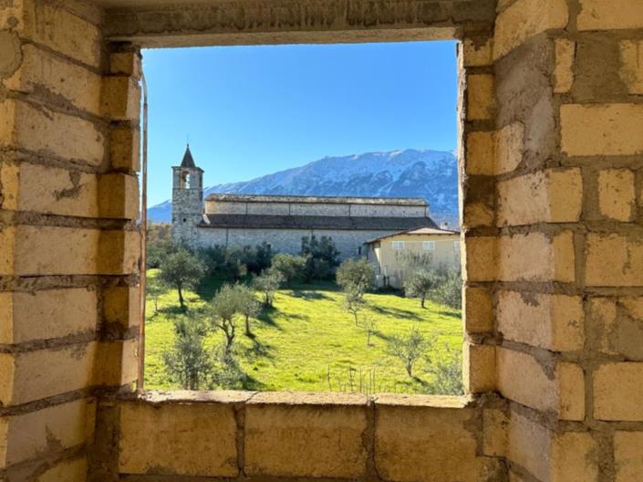 Image No.37-2 Bed Property for sale