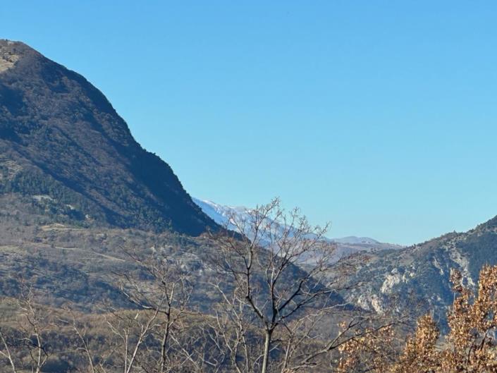 Image No.38-2 Bed Property for sale