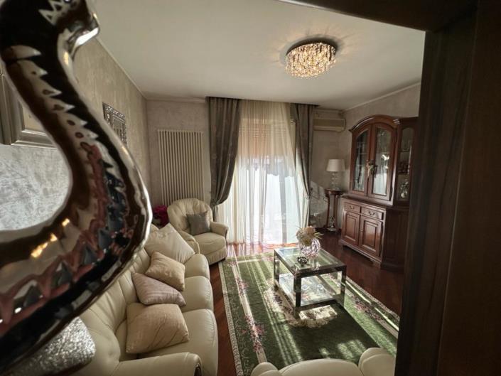 Image No.9-Appartement de 2 chambres à vendre à Sulmona