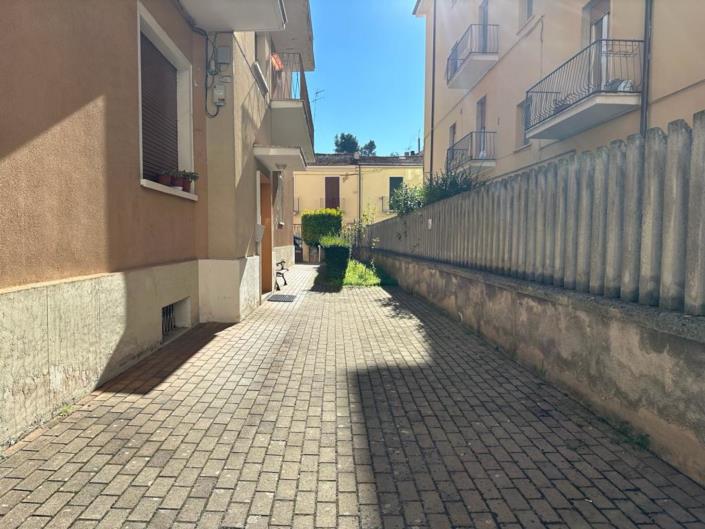 Image No.6-Appartement de 2 chambres à vendre à Sulmona