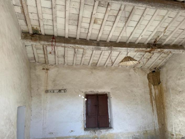 Image No.11-2 Bed House for sale