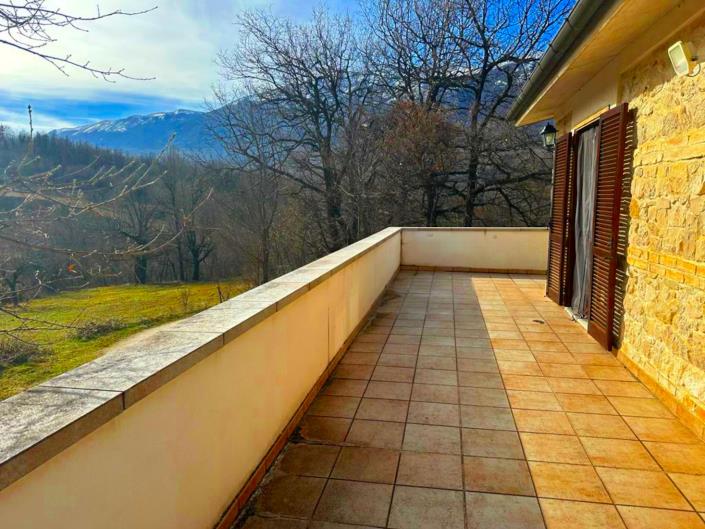 Image No.5-4 Bed Villa / Detached for sale