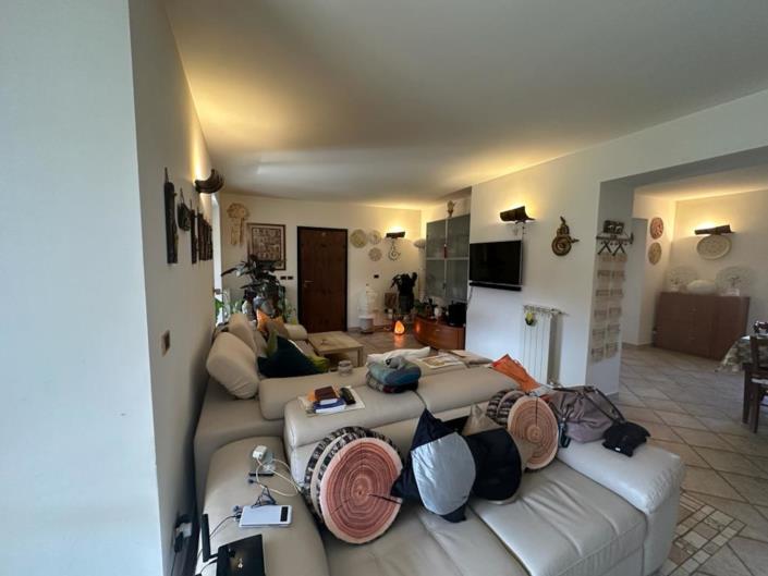 Image No.15-4 Bed Villa / Detached for sale