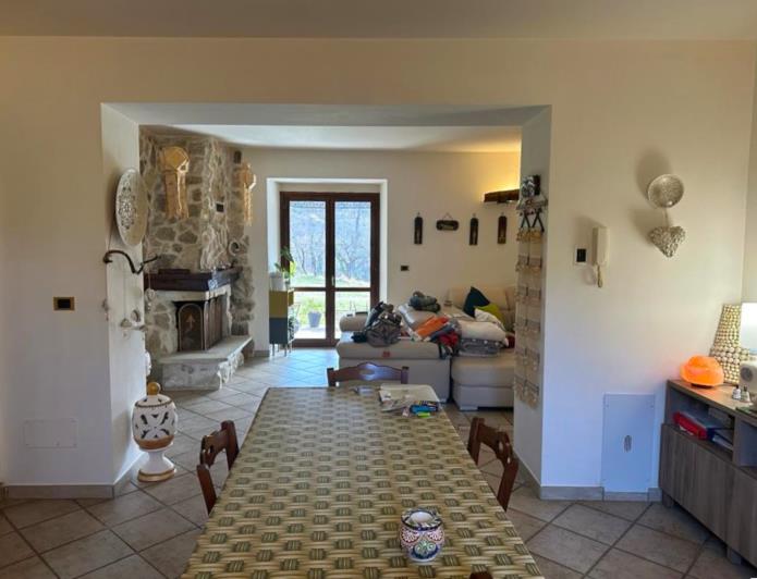 Image No.19-4 Bed Villa / Detached for sale