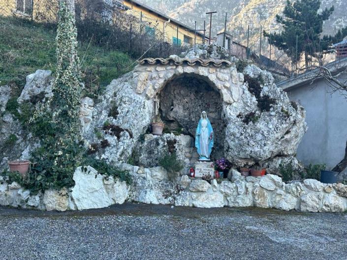 Image No.19-1 Bed Apartment for sale